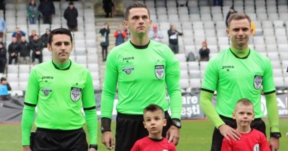 Vine alături de Haţegan! Încă un arbitru central din Arad, în Liga 1