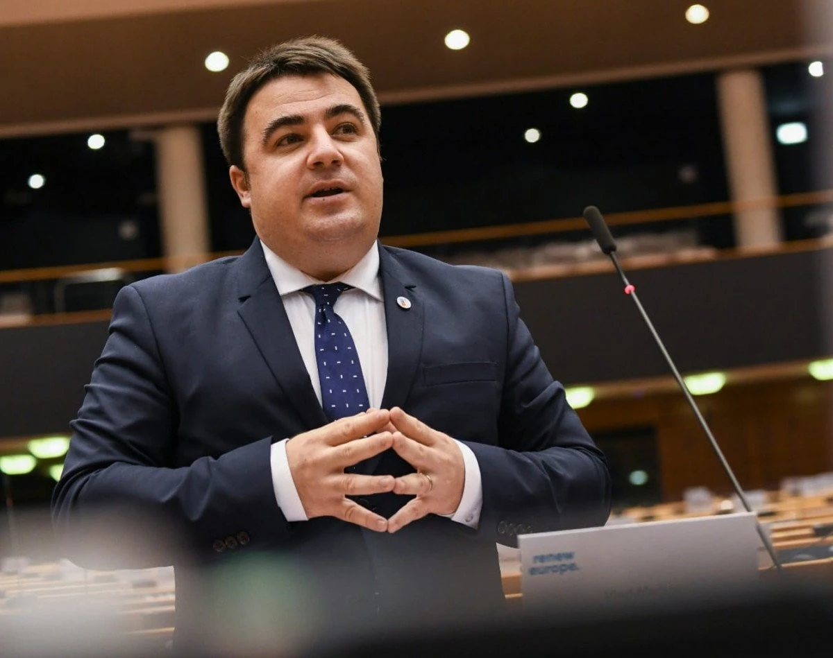 Vlad Botoș, replică dură pentru eurodeputatul Guido Reil care a comparat România cu Vestul Sălbatic