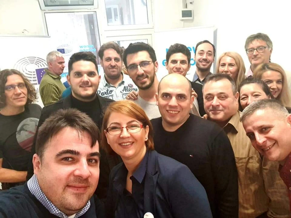 Vlad-Marius Botoș deschide un birou la Deva