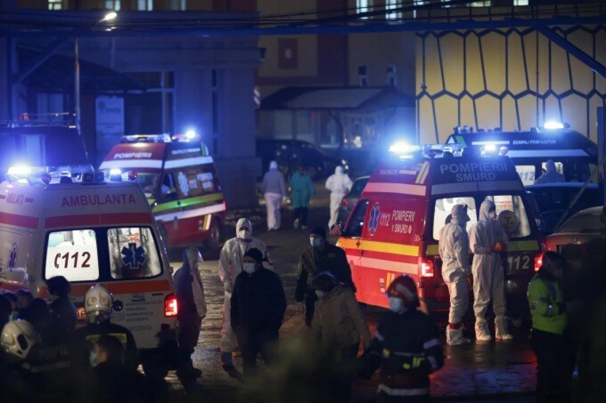 Vlad Voiculescu a demis conducerea Institutului Matei Balş, la o lună de la incendiul care a dus la moartea a zeci de oameni