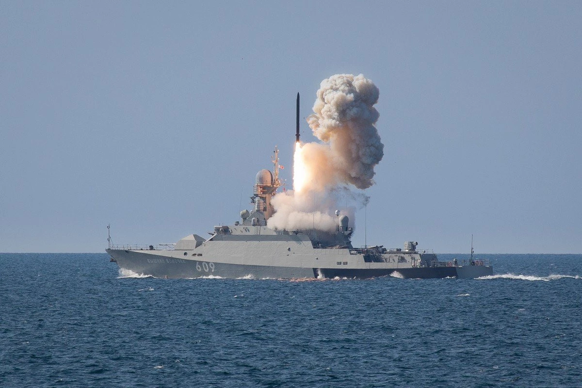 Vladimir Putin aprobă o nouă strategie navală