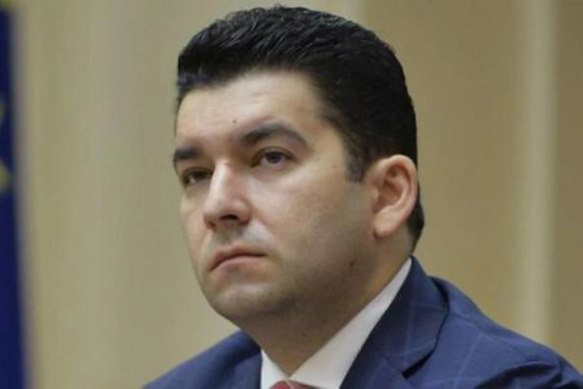 VOINEA(BNR): AVEREA NETA A POPULATIEI S-A REDUS DIN 2007, DIN CAUZA SCADERII PRETURILOR IMOBILELOR