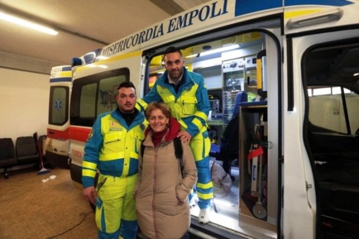 ”Vreau să mor acasă la mine!”. Trei italieni au condus 1.800 de km pentru a îndeplini ultima dorință a unei românce