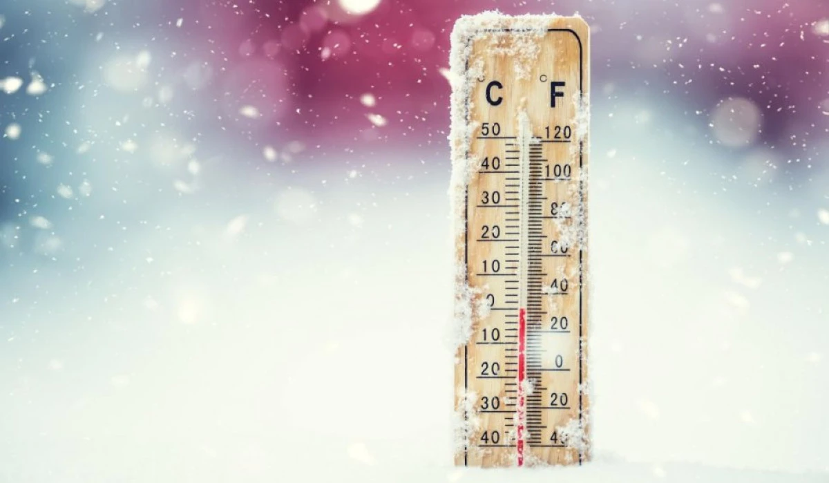Vremea se răcește semnificativ începând de luni. Aerul polar va aduce ger și ninsori