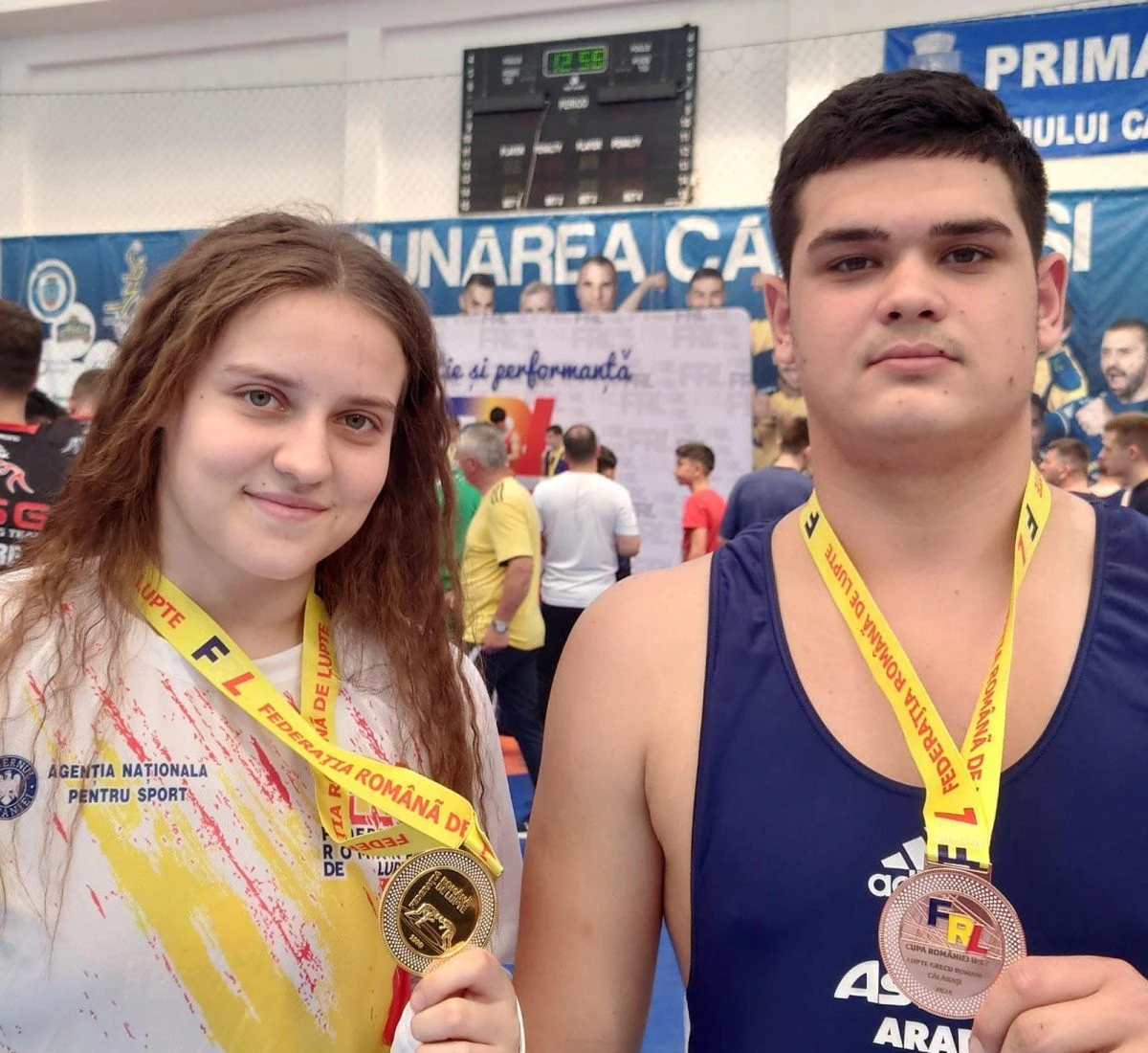 Weekend plin pentru sportivii de la CSS Gloria: medalii la fotbal, lupte, judo și gimnastică! (FOTO)