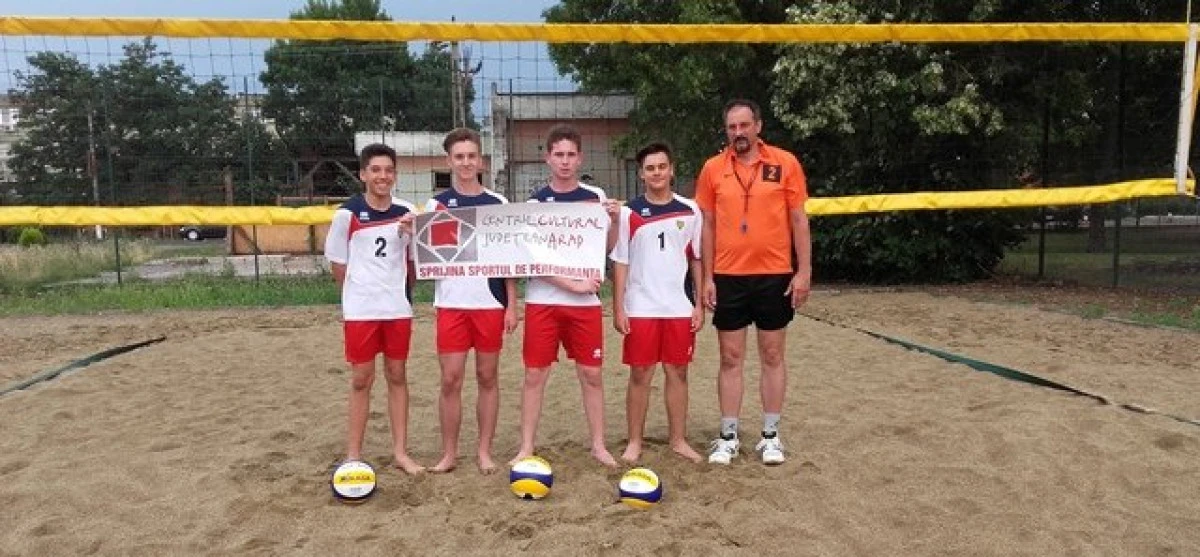 Westar Arad, la Naţionalele speranţelor de beach-volley