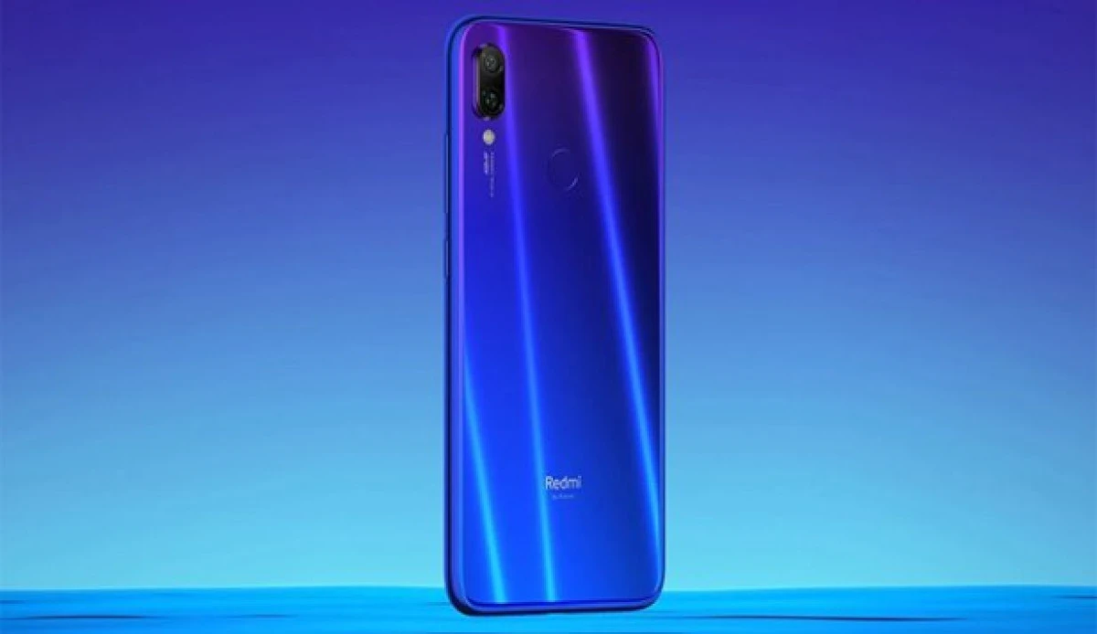 Xiaomi brevetează smartphone-ul care se încarcă de la soare