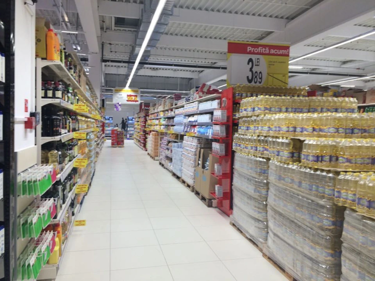 Zahărul şi cartofii sunt alimentele care s-au scumpit cel mai mult în ultimul an