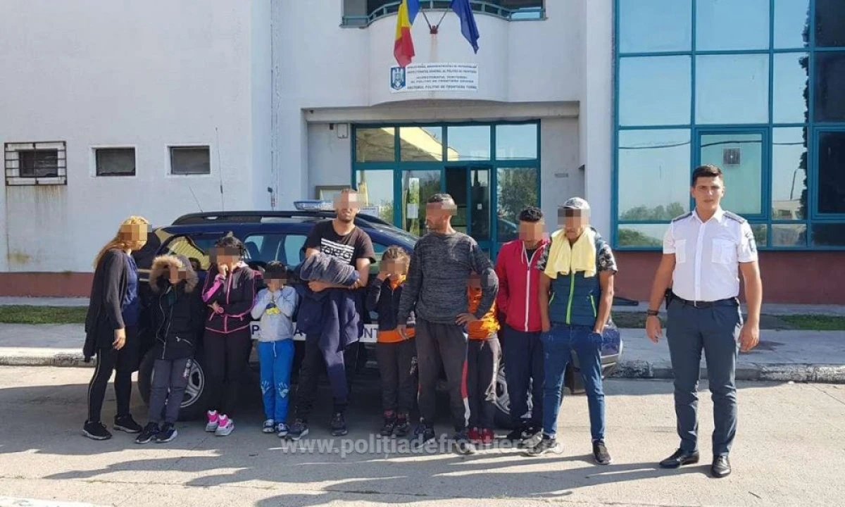 Zece cetăţeni din Algeria si Palestina, prinși la graniţa cu Ungaria