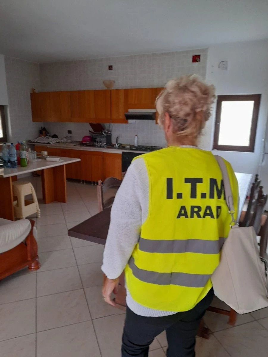 Zeci de controale în unitățile medicale private din Arad. Inspectorii de muncă au constatat mai multe deficiențe
