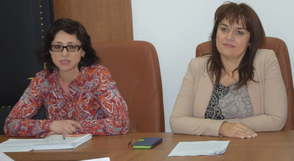 ZECI DE STUDENTI AI UNIVERSITATII AUREL VLAICU VOR BENEFICIA DE BURSE ERASMUS