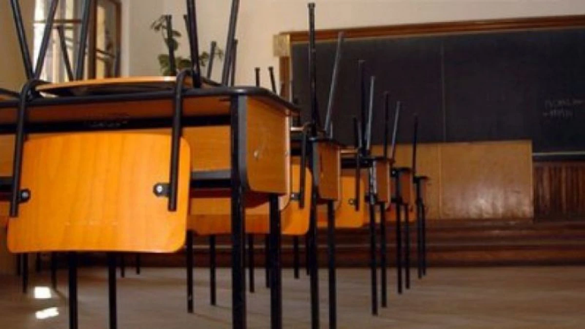 Zile libere, plătite cu 75%, pentru părinţi în perioada suspendării şcolilor