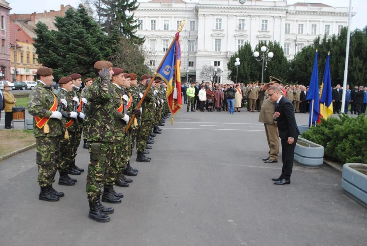 ZIUA ARMATEI, SĂRBĂTORITĂ ÎN PIAȚA AVRAM IANCU