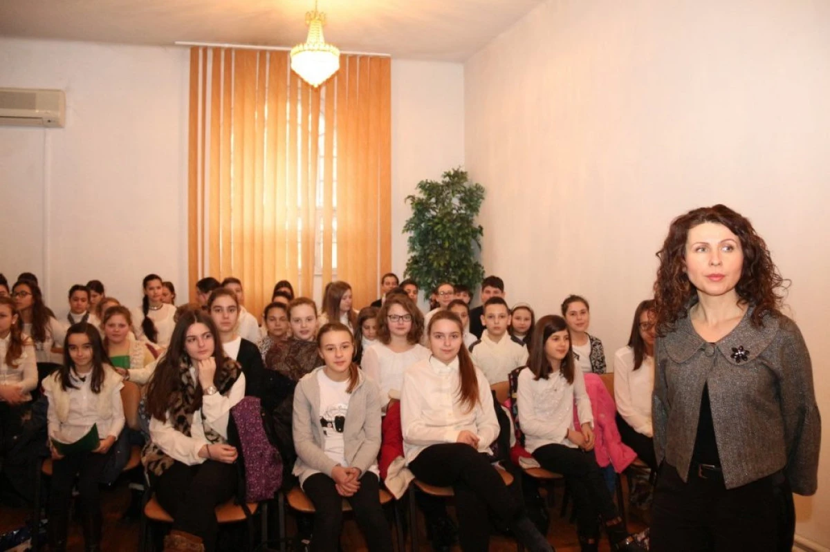 Ziua Holocaustului, comemorată la UVVG Arad