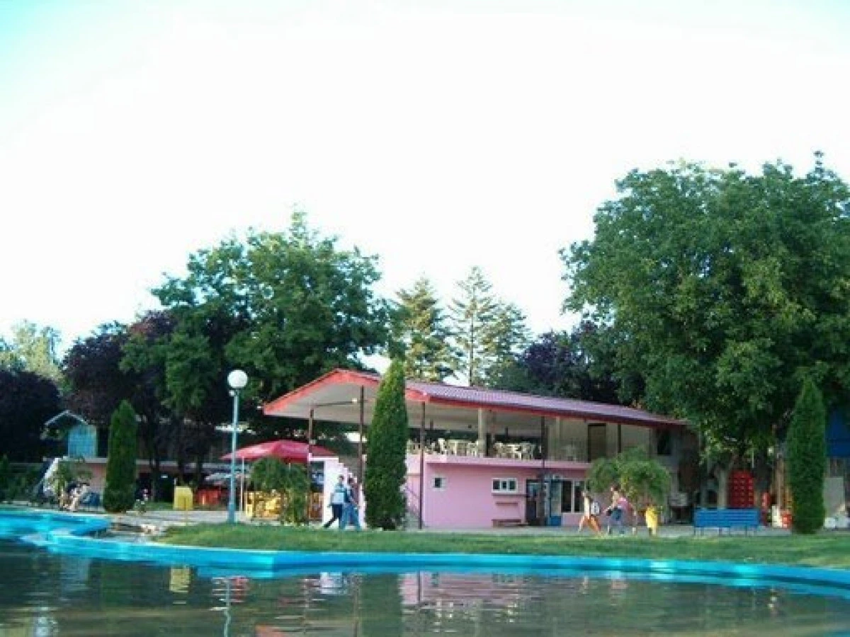 Zona comercială de pe Ştrandul Neptun, în atenţia municipalităţii