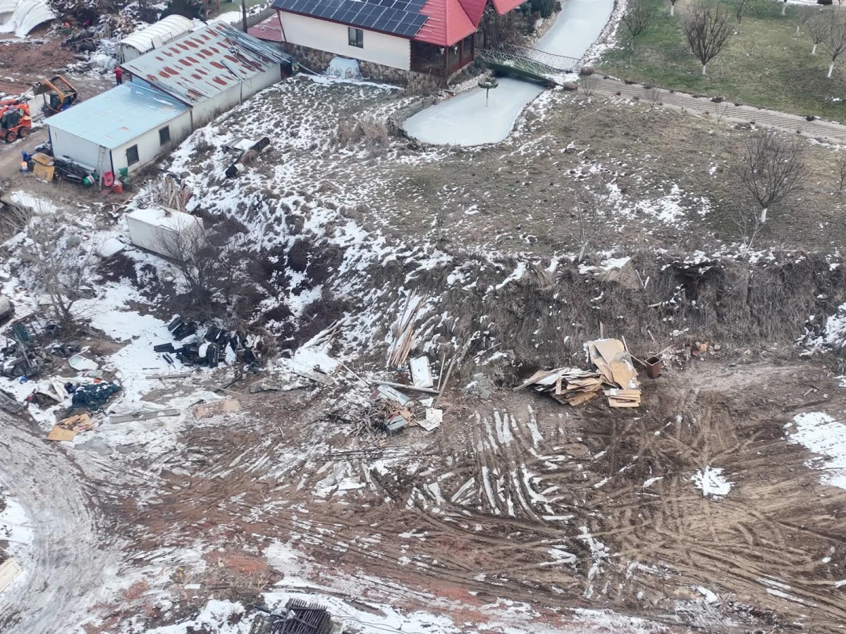 Zona Mărului continuă să fie plină de deșeuri. Noi sancțiuni de la Garda de Mediu Arad