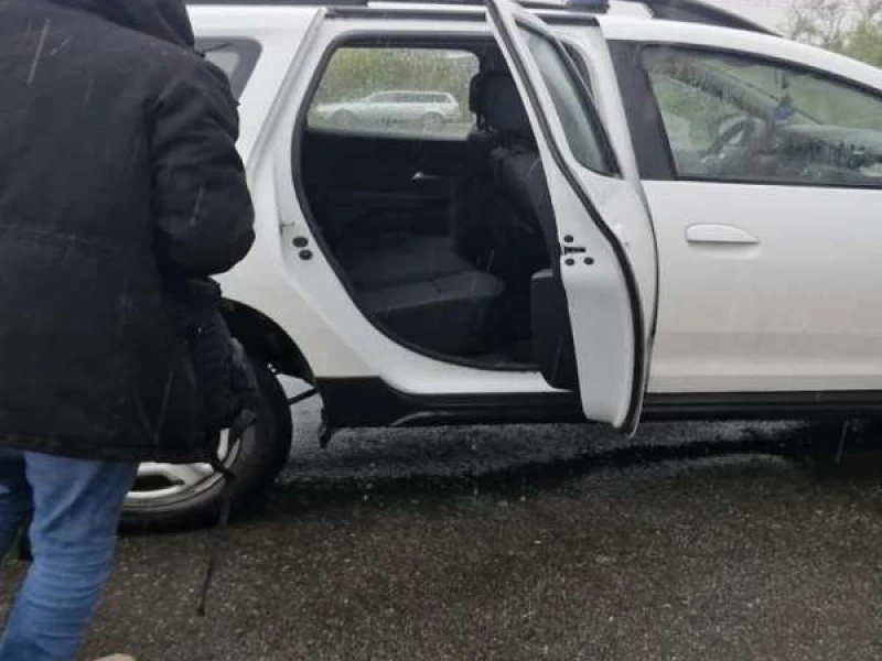 Două persoane urmărite internațional pentru tâlhărie și furt, depistate la Nădlac