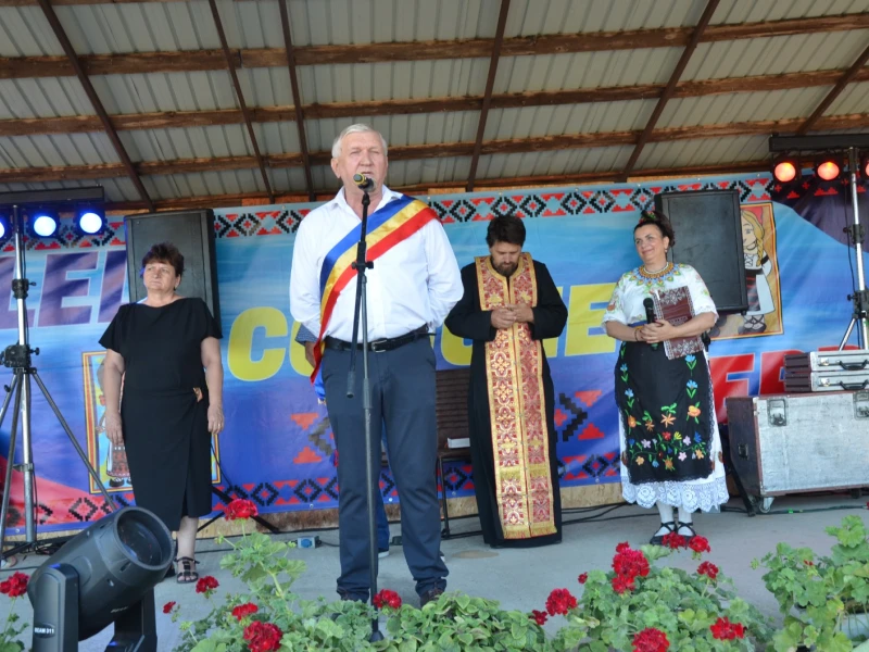 (FOTO) Sărbătoare mare la Șepreuș: mii de oameni au participat la „Zilele Comunei”