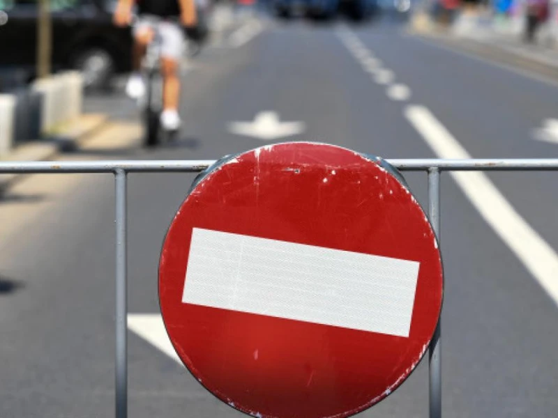 Restricții de circulație pe B-dul Nicolae Titulescu, în zona intersecției cu str. Dr. Cornel Radu