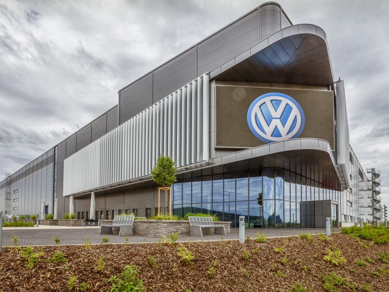  Volkswagen a aprobat cel mai dur plan de restructurare din istoria auto a Germaniei: 100.000 de oameni vor fi concediați 