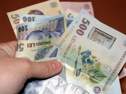 150.000 de români au cerut amânarea plății ratelor la bănci