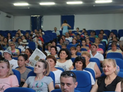 150 de basarabeni, în vizită la Universitatea de Vest “Vasile Goldiş” din Arad