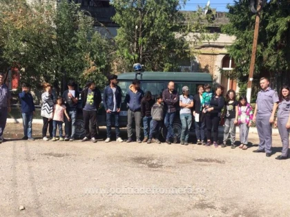 16 irakieni care încercau să iasă ilegal din țară, prinși la SPF Curtici