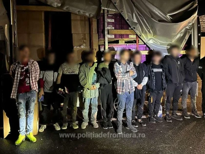 17 refugiați au încercat să treacă ilegal frontiera în Ungaria