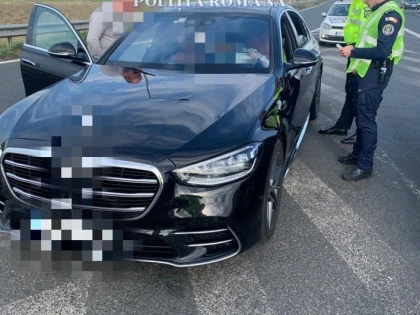 18 permise și 36 de certificate de înmatriculare, reținute de polițiști pe autostrada Arad-Deva