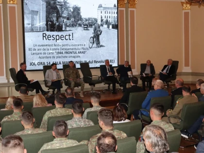 "1944: Frontul Arad": 80 de ani de la luptele din Arad, evocate în Sala Marii Uniri