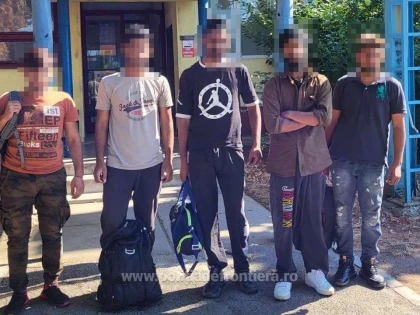 21 de cetățeni străini care intenţionau să ajungă ilegal în Spaţiul Schengen, depistați în ultimele 24 de ore