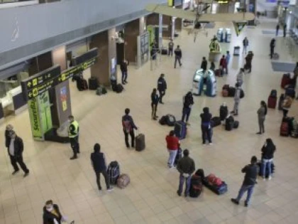 240 de români sunt la frontiera Gaza și așteaptă să fie evacuați printr-un aeroport din Egipt