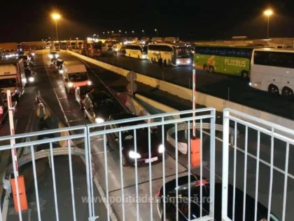 250.000 de români s-au întors în țară în martie. 50.000 au venit din Italia