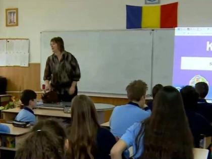 27 de profesori, premiați pentru curajul de a fi „diferiţi” la catedră