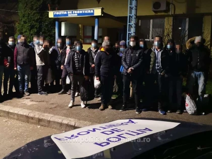 35 de migranți opriţi la graniţa de vest, în ultimele 24 de ore