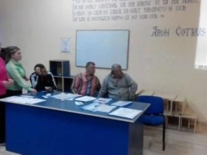 41 DE ECHIPE DE MINIFOTBAL FORMATE NUMAI DIN ELEVI NELEGITIMATI
