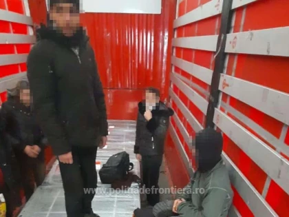 42 de cetăţeni din Afganistan şi Pakistan, depistați de poliţiştii de frontieră Nădlac şi Vărşand
