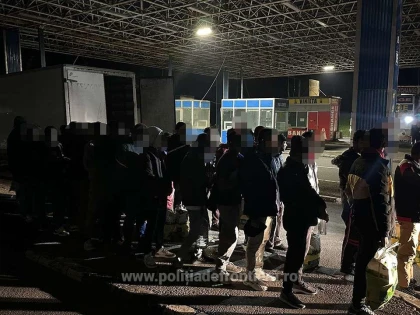 46 de cetăţeni străini, depistați în tentativă de trecere ilegală în Ungaria