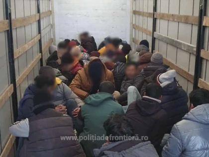 47 de refugiați, depistaţi în tentativă de trecere ilegală a frontierei