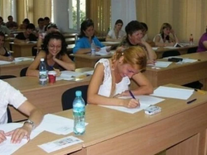 6.400 de profesori susțin examenul de definitivare în învățământ
