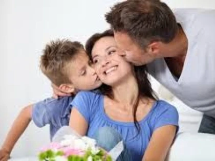8 MARTIE DE LA ZIUA IN CARE FEMEILE AU LUPTAT PENTRU UNELE DREPTURI PANA LA SARBATOAREA UNIVERSALA A FEMINITATII