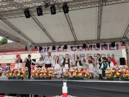 A fost din nou prilej de sărbătoare și voie bună, cu ocazia Zilelor Comunei Vladimirescu (FOTO)