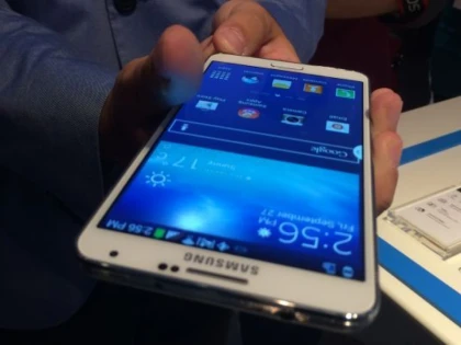 A FURAT UN TELEFON MOBIL DIN BIROUL NOTARIAL