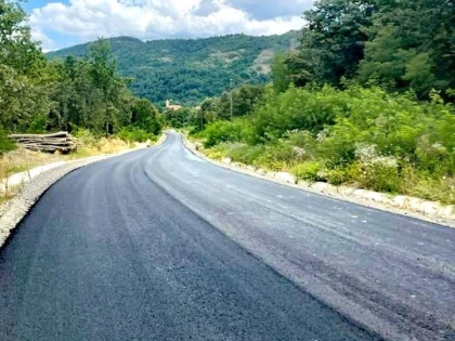 A început așternerea stratului de uzură pe Dieci-Dezna
