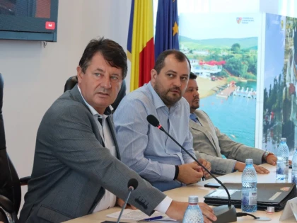 A început campania: Taxe „înghețate” pe anul viitor, la instituțiile Consiliului Județean