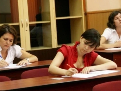 A ÎNCEPUT CONCURSUL PENTRU DIRECTORII DE ȘCOLI. ASTĂZI, PROBA SCRISĂ