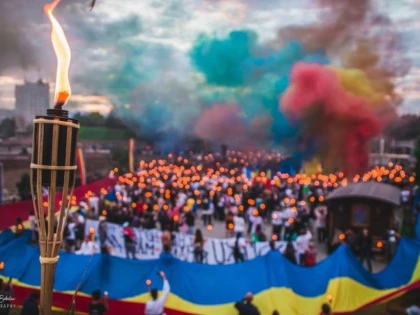 A început Marșul Centenarului, spre Chișinău