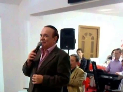A murit interpretul ineuan Aurel Şeran