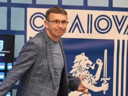 A plecat deja primul antrenor din SuperLigă! UTA înfruntă Craiova peste nici o lună