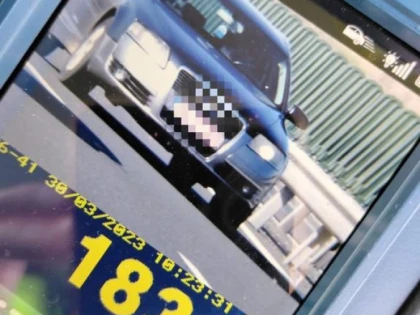 A rămas trei luni fără permis, după ce a fost prins cu 183 km/h pe autostradă
